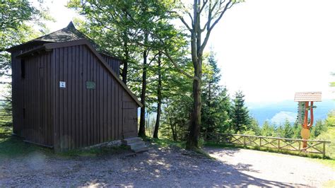 Goethe Kickelhahn vadászkunyhója és erdei táj