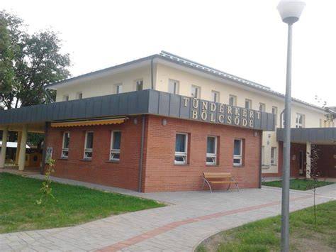 Dombóvári Tündérkert Bölcsőde épülete