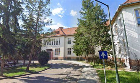 Debreceni Gyermekklinika főépület